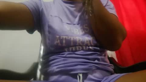 Snapshot of aly826805 chatting on 19, 10, 2025 analia online show from 19, 10, 2025