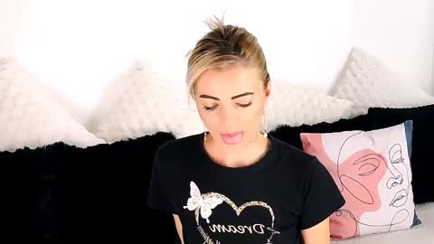 aly online show from 21, 11, 2025