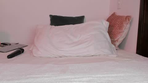 Aly Instg oficial alyjones  Lush and Domi love toys are on online show from 11, 12, 2024