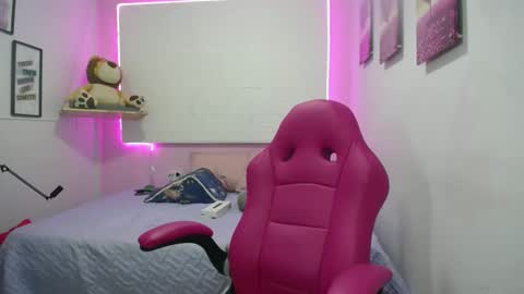 alyna online show from 28, 9, 2025