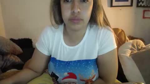 Snapshot of alynfoxx chatting on 10, 12, 2024 Alyn Maria online show from 10, 12, 2024