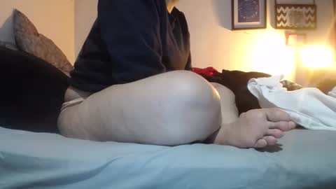 Snapshot of alynfoxx chatting on 28, 9, 2025 Alyn Maria online show from 28, 9, 2025