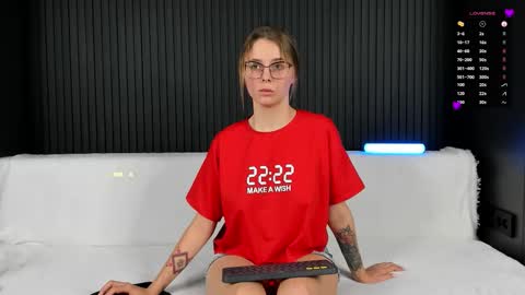 Alena online show from 23, 11, 2025