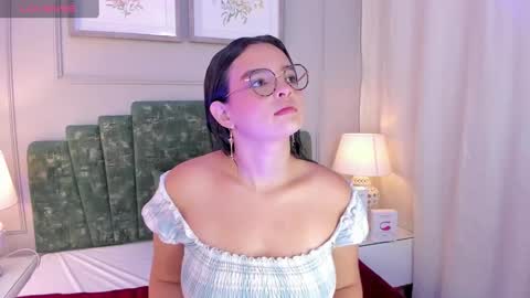 Alys  online show from 30, 1, 2025