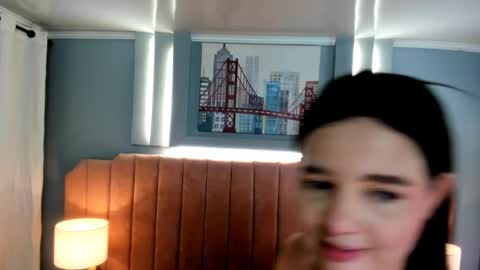 Alys  online show from 4, 11, 2025