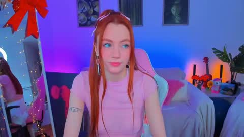alyssa_smitt online show from 6, 2, 2025