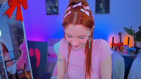 alyssa_smitt online show from 6, 2, 2025