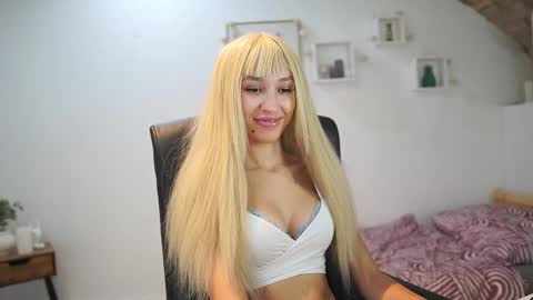 Amai  Liu online show from 3, 10, 2025