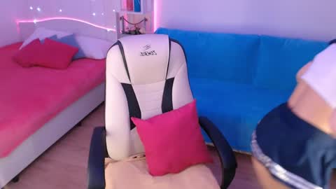 Snapshot of amala_lee chatting on 3, 1, 2025 Alice online show from 3, 1, 2025