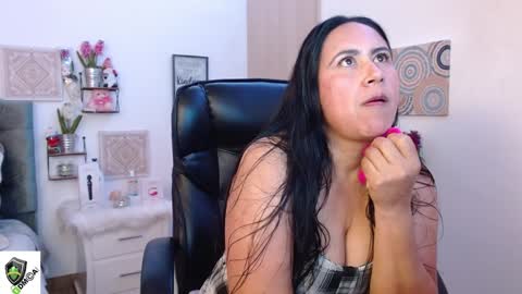 Snapshot of amalia_brunette chatting on 2, 1, 2025 AMALIA online show from 2, 1, 2025