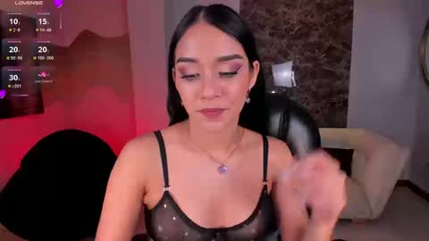 Amalia cruss online show from 11, 9, 2025