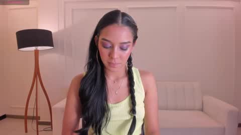 Amalia cruss online show from 2, 10, 2025