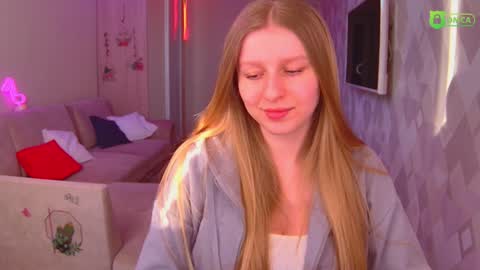 Snapshot of amaliaqueen999 chatting on 8, 2, 2025 Amalia online show from 8, 2, 2025