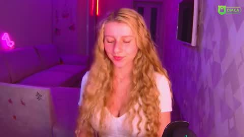 Snapshot of amaliaqueen999 chatting on 27, 10, 2025 Amalia online show from 27, 10, 2025