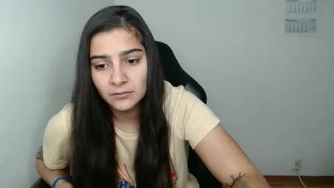 Snapshot of amanda5star chatting on 19, 11, 2025 The queen of the biceps online show from 19, 11, 2025