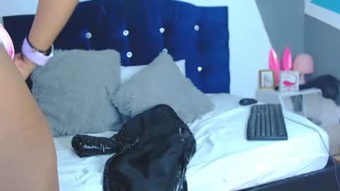 Snapshot of amanda_daniels chatting on 15, 1, 2025 amanda online show from 15, 1, 2025