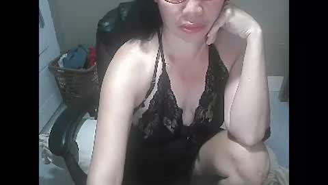 Snapshot of amanda_pinaymama chatting on 4, 2, 2025 amanda online show from 4, 2, 2025