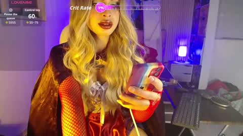 Snapshot of amapola_hs chatting on 8, 10, 2025 amapola_hs online show from 8, 10, 2025