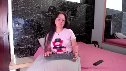 amara_luxe online show from 2, 10, 2025
