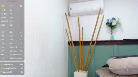 Snapshot of amara_w chatting on 4, 12, 2024 Amara online show from 4, 12, 2024