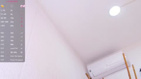 Snapshot of amara_w chatting on 10, 12, 2024 Amara online show from 10, 12, 2024