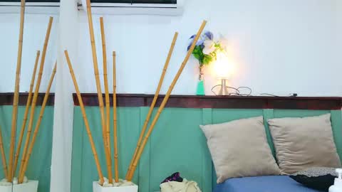 Snapshot of amara_w chatting on 18, 2, 2025 Amara online show from 18, 2, 2025