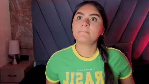 Snapshot of amarahanks_ chatting on 12, 11, 2025 amarahanks_ online show from 12, 11, 2025