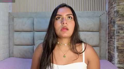 Snapshot of amarahanks_ chatting on 16, 12, 2025 amarahanks_ online show from 16, 12, 2025