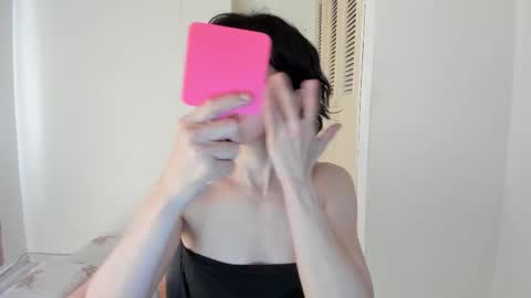 Snapshot of amaranthaajames chatting on 3, 12, 2025 Amarantha online show from 3, 12, 2025