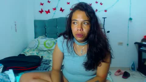 Amara Julia online show from 21, 2, 2025