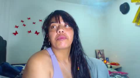 Snapshot of amararoberts08 chatting on 28, 10, 2025 Amara Julia online show from 28, 10, 2025