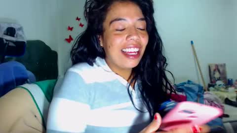 Snapshot of amararoberts08 chatting on 9, 11, 2025 Amara Julia online show from 9, 11, 2025