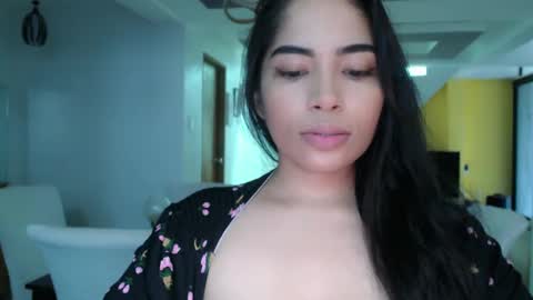 Amariah Holly online show from 15, 2, 2025
