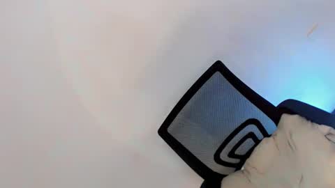 Annika 25yrs old online show from 25, 1, 2025