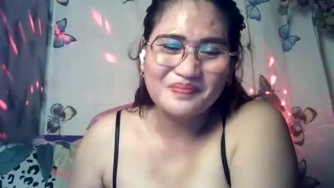 Snapshot of amazing_angel22 chatting on 7, 3, 2026 amazing angel online show from 7, 3, 2026