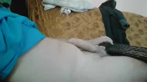 Snapshot of amazingcuteboy845 chatting on 16, 10, 2025 amazingcuteboy845 online show from 16, 10, 2025
