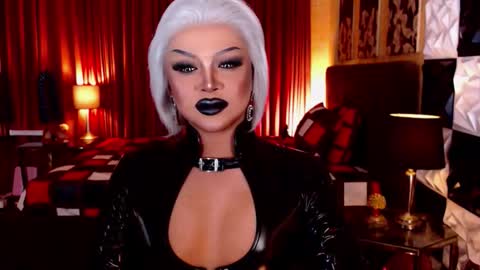 MISS JAZMINE QUEEN OF HELLFIRE online show from 28, 10, 2025