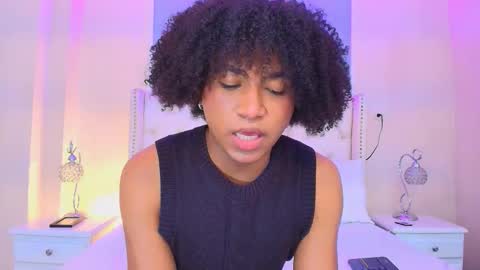 Ambar Colling online show from 5, 11, 2025