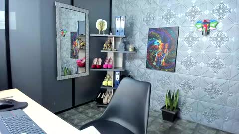 ambar rose2  online show from 6, 12, 2024