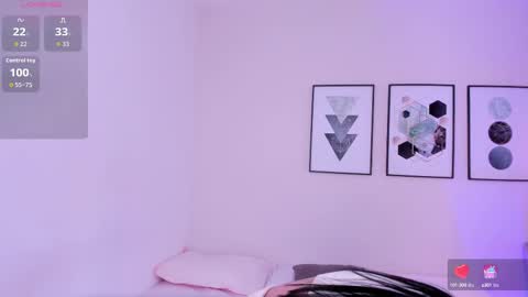 Snapshot of ambarevans_ chatting on 9, 10, 2025 ambarevans_ online show from 9, 10, 2025