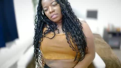 Snapshot of ambarose88 chatting on 13, 10, 2025 Amoya online show from 13, 10, 2025