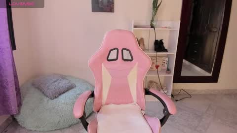 Snapshot of ambarthompson1 chatting on 5, 2, 2025 ambarthompson1 online show from 5, 2, 2025