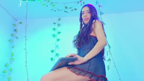 Snapshot of ambel_rose chatting on 1, 3, 2025 ambel_rose online show from 1, 3, 2025