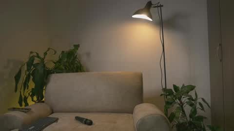 Amber Davis online show from 18, 2, 2025