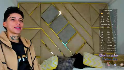 Snapshot of amber_adams_ chatting on 13, 11, 2025 Amber online show from 13, 11, 2025