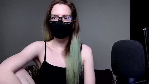 Amber non-nude model online show from 10, 12, 2024