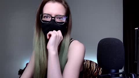 Amber non-nude model online show from 12, 12, 2024