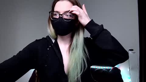 Amber non-nude model online show from 12, 12, 2024