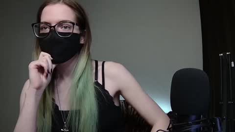 Amber non-nude model online show from 16, 12, 2024