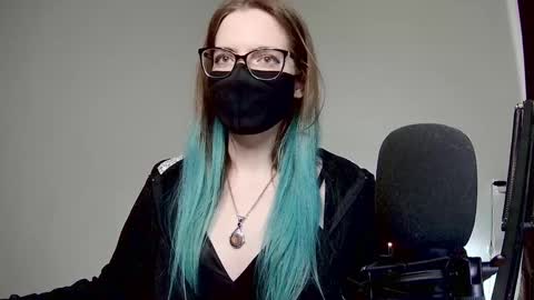 Amber non-nude model online show from 5, 2, 2025